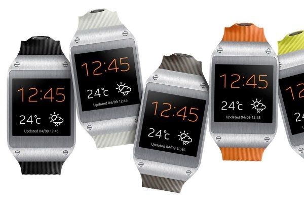 Samsung Galaxy Gear zaten kendi ROM