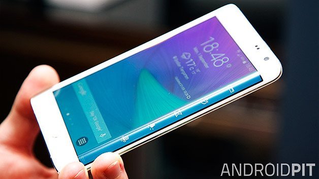 samsung galaxy note edge zakřivená obrazovka