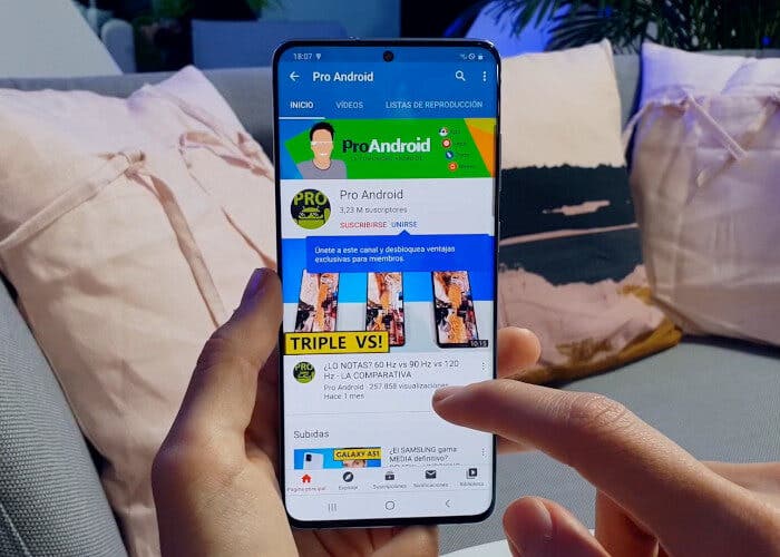 Samsung Galaxy S20 Ultra má potíže: jeho obrazovka zezelená