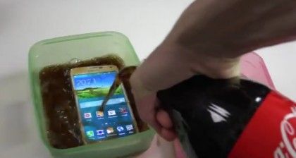 Samsung Galaxy S5 a Galaxy S5 Mini, Cocacola