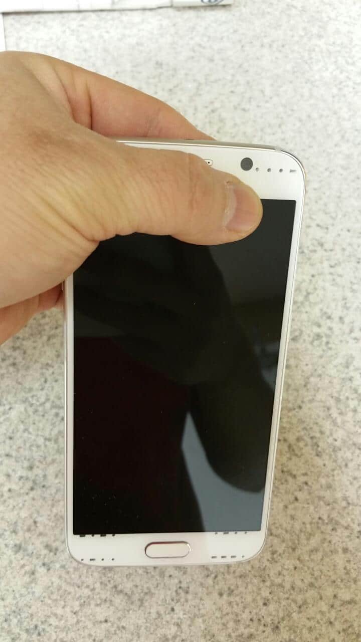 Samsung Galaxy S6, skutečné fotografie prototypu 11 Samsung Galaxy S6, skutečné fotografie prototypu