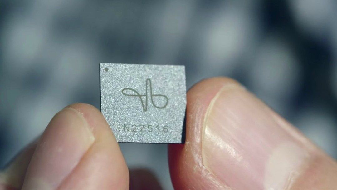 Schválte technologii společnosti Google pro ovládání zařízení s pohybem ve vzduchu FCC schválila projekt Project Soli, technologii, která nám umožní ovládat zařízení bez dotyku. 8 Schválte technologii společnosti Google pro ovládání zařízení s pohybem ve vzduchu FCC schválila projekt Project Soli, technologii, která nám umožní ovládat zařízení bez dotyku.