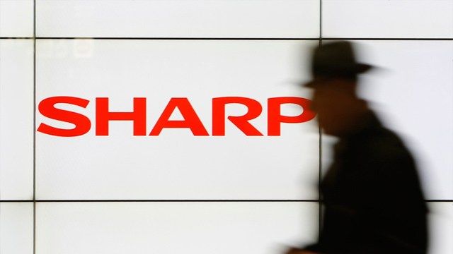 Sharp souhlasí s tím, že ho získá Foxconn… ale čínská společnost ustoupila. Japonská společnost oznámila transakci s velkým obdivem. Dnes ráno, po dlouhém setkání se Sharpovým týmem ...