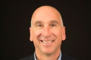 Společnosti CoreKinect a Benchmark poskytují škálovatelný a bezpečný hardware IoT. 7 Společnosti CoreKinect a Benchmark poskytují škálovatelný a bezpečný hardware IoT.