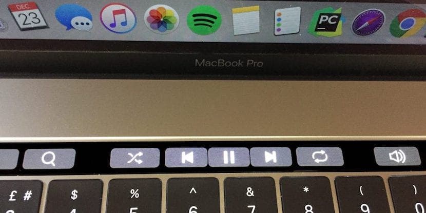 Spotify aktualizuje svou aplikaci pro Mac, takže je kompatibilní s Touch Bar a AirPods