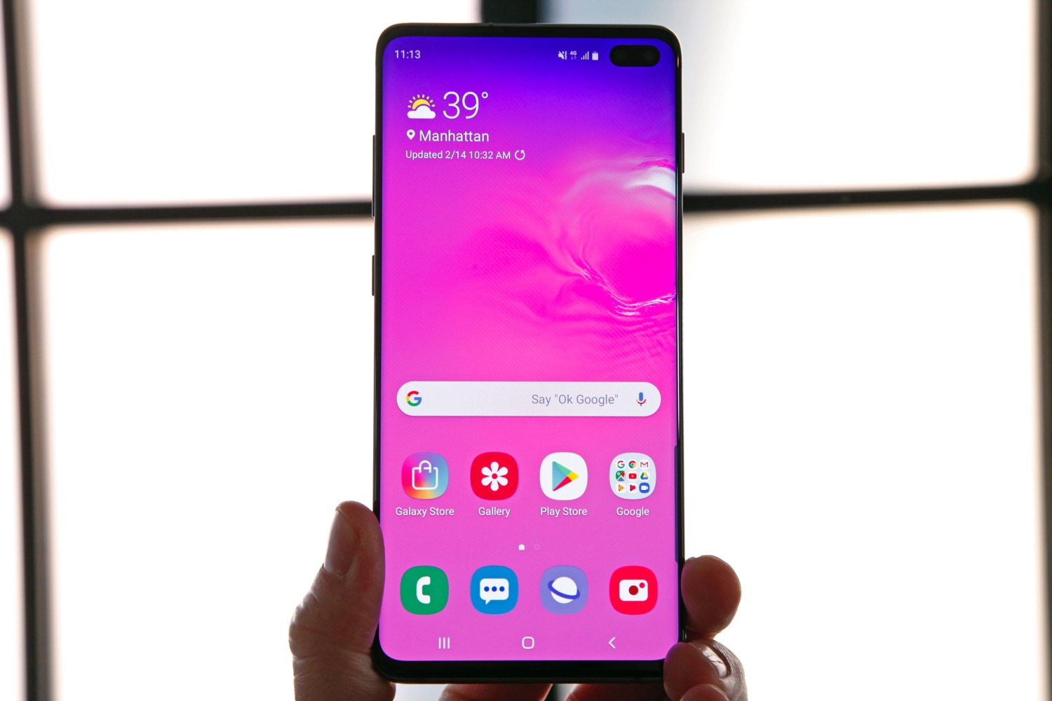 Telefony Samsung mají novou inteligentní skrytou funkci ... 4 Tento únik by mohl být dalším designem smartphonu ...