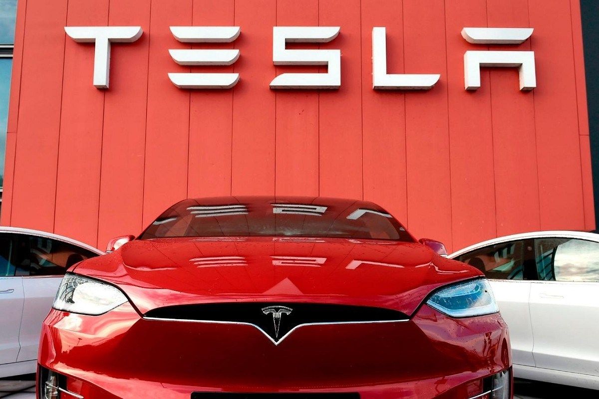 Tesla tajně vyráběl automobily od úřadů, Elon Musk uznal pravdu zprávou, kterou předal na sociálních sítích.