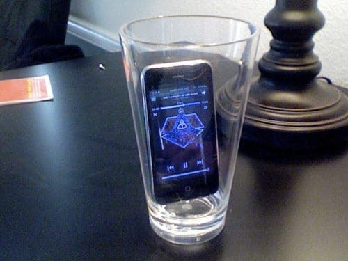 011110-cupspeaker1-kristen