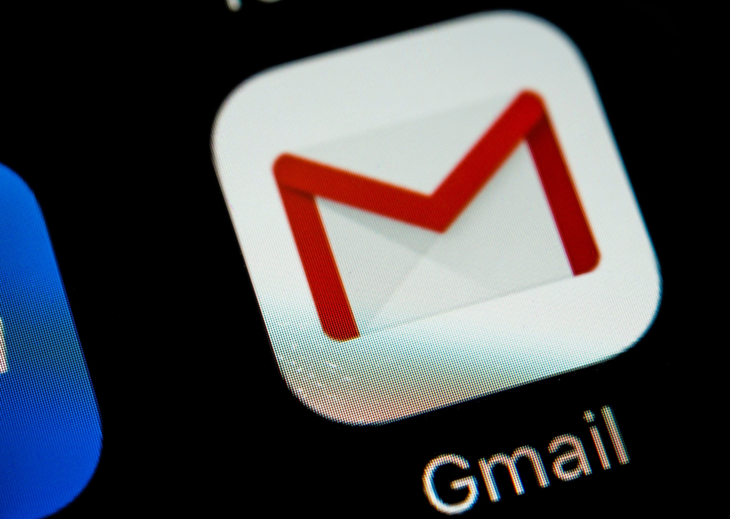 Tmavý režim bude konečně vydán pro Gmail pro Android