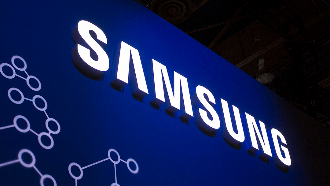 Uniklé obrázky Samsung Galaxy Note 8 potvrzující obrovskou obrazovku Další skvělý produkt společnosti Samsung se začíná objevovat ... ale ne oficiálně.