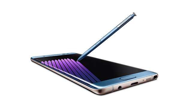 Vodotěsná čtečka irisů, tady je nová společnost Galaxy Note 7, která zvedla oponu na novém zařízení z New Yorku. Jak jsme slíbili, s akcí Samsung Galaxy Unpacked…