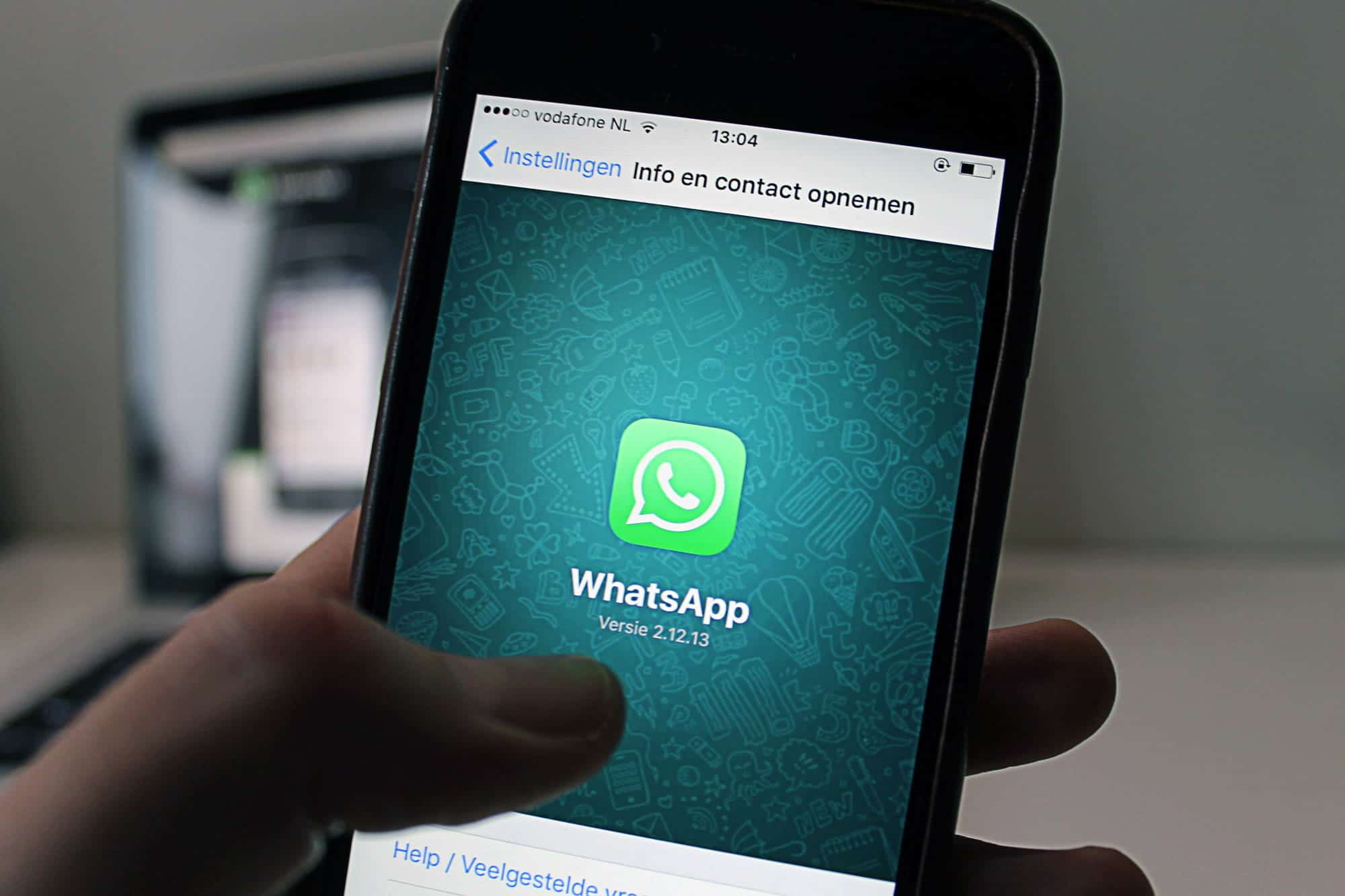 Výukový program: Čtěte a odesílejte WhatsApp soukromě bez otevření aplikace
