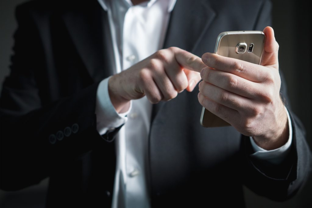 WhatsApp Pozastaveno, Jak odinstalovat?