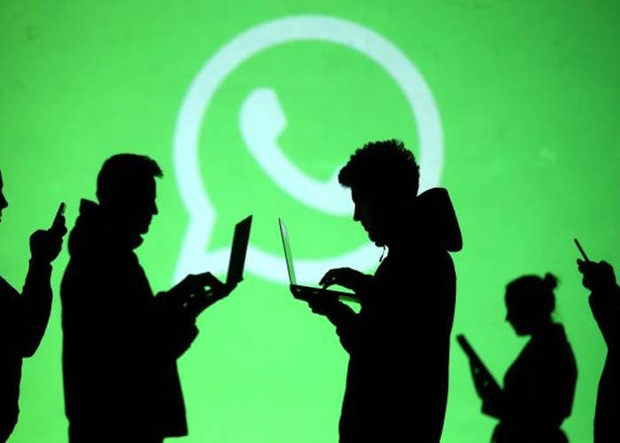 WhatsApp omezí předávání zpráv, aby se vyhnul Fake News