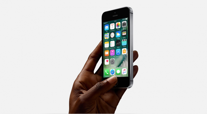 Obrázek - iPhone SE bude brzy obnoven s poklesem cen