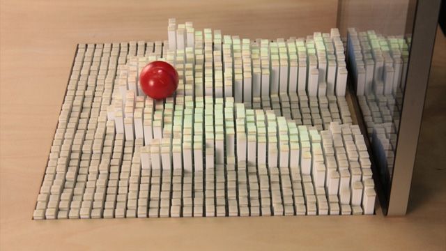 inFORM: povrch, který dokáže generovat 3D objekty v reálném čase Skupina vědců z Massachusetts Institute of Technology (MIT) vyvíjí úžasný povrch, který fyzicky kopíruje pohyb objektů pod 3D skenerem. Beton… 6 inFORM: povrch, který dokáže generovat 3D objekty v reálném čase Skupina vědců z Massachusetts Institute of Technology (MIT) vyvíjí úžasný povrch, který fyzicky kopíruje pohyb objektů pod 3D skenerem. Beton…