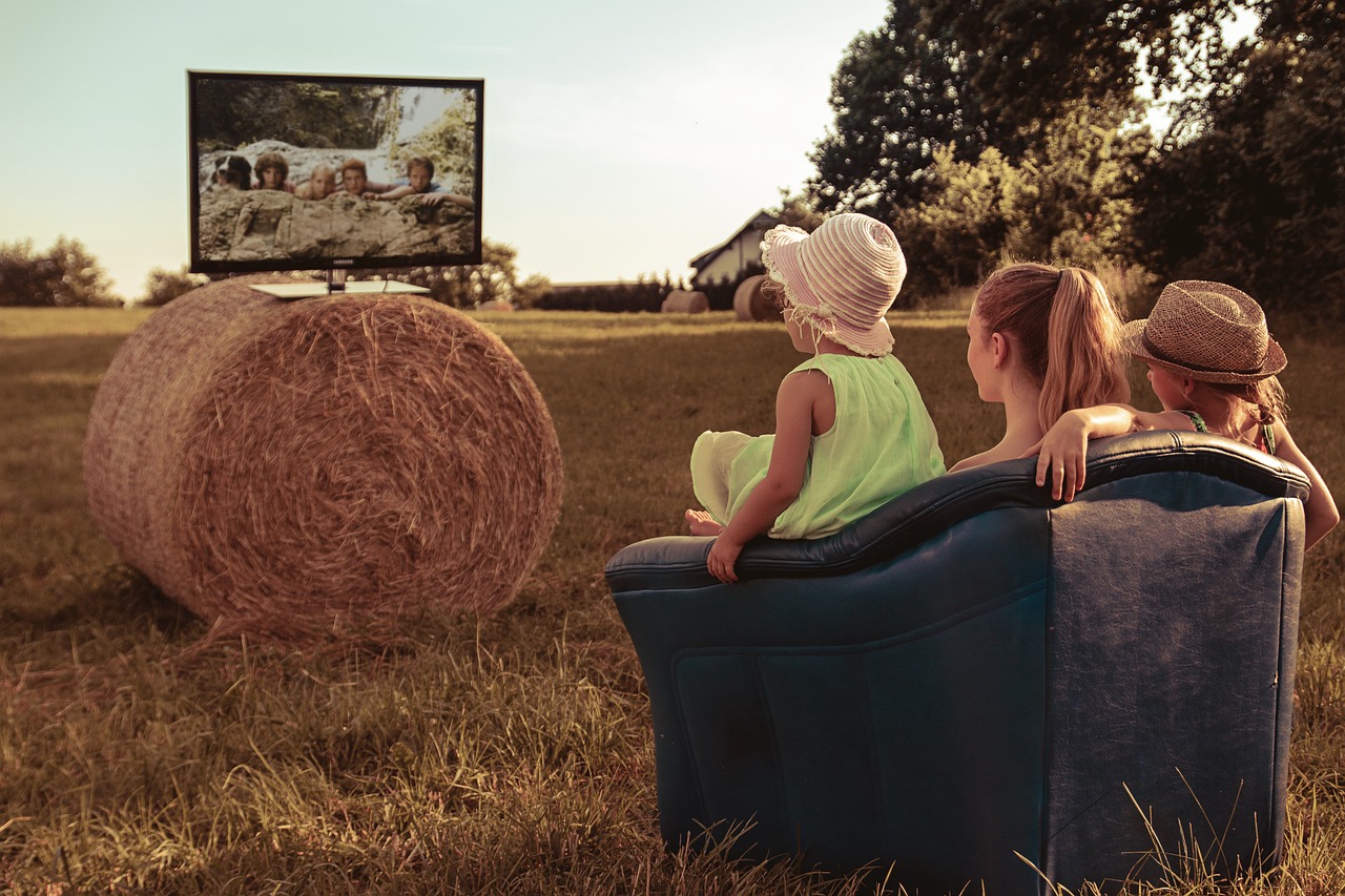 jak propojit mobil s tv přes hdmi